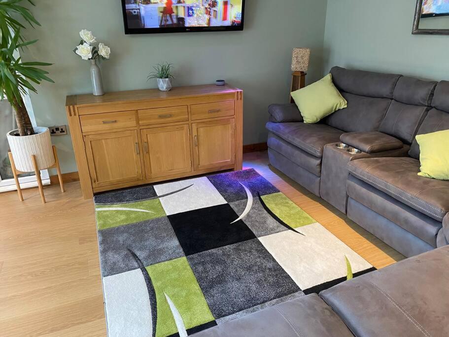 Apartment Happy Days Moreton , 2 Miles From Hoylake Wirral *